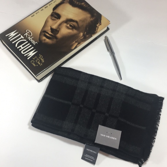 Van Heusen Other - 🖤VAN HEUSEN🖤DARK/GRAY SCARF